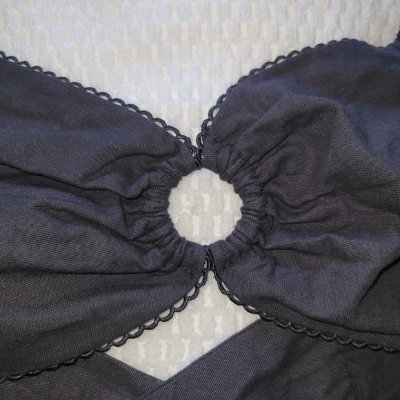 Abeja Miope Tie Top - Picture 9 of 10